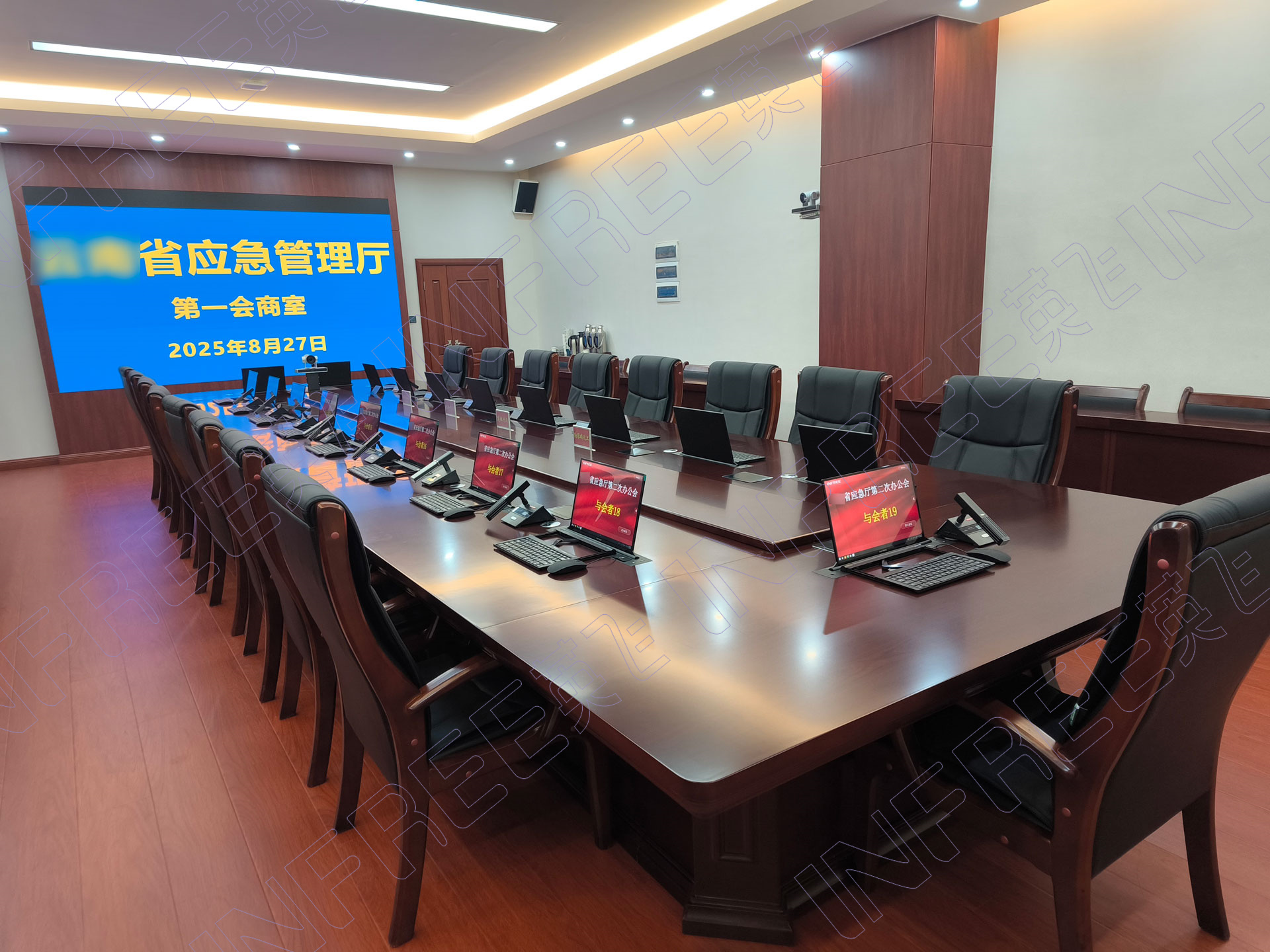 省应急厅键鼠升降一体机项目交付使用，深受用户称赞！